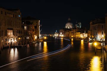 Naklejka premium Cityscape image of Grand Canal with Santa Maria della Salute Basilica