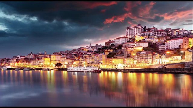 Porto, Portugal old city skyline - Time lapse