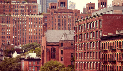 Obraz premium New York City old architecture, Living Coral color toning applied, USA.
