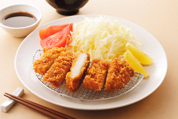 とんかつ　Japanese pork cutlet Tonkatsu