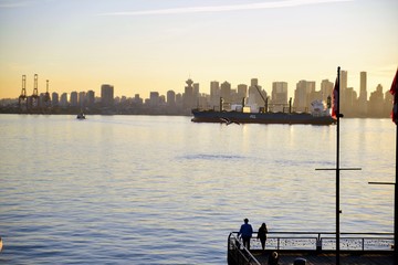 夕日を見ていた埠頭　バンクーバー