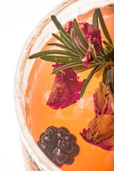 Coctel de frutas con frambuesas