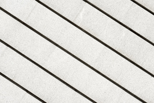 parallel lines of ganite stone