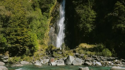 Thunder Creek Waterfall, Mt Aspiring National Park, Haast Pass, South Island, New Zealand