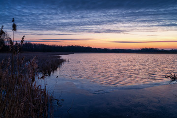 Poranek nad stawami. Stawy Dojlidzkie. Kolorowy i słoneczny  poranek © podlaski49