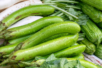 Green vegetables in the retail market