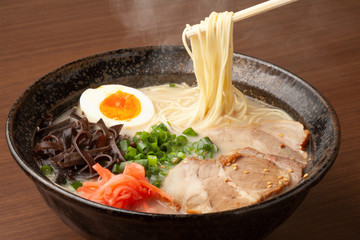 とんこつラーメン