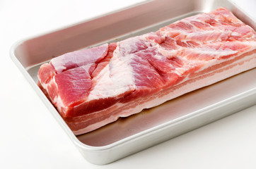 豚バラ肉（ブロック肉）