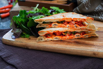 roasted chicken tandoori sauce sandwich