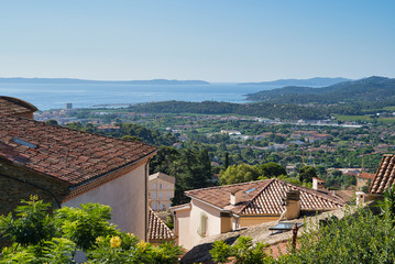 Fototapeta na wymiar Sea view from the village Bormes-les-Mimosas in provence, France
