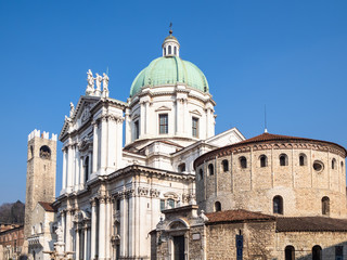 Fototapeta na wymiar view of Duomo Vecchio and Duomo Nuovo in Brescia