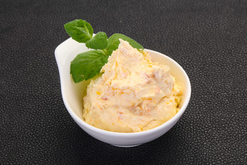 Curd with dry apricot