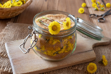 Preparation of coltsfoot syrup from fresh flowers