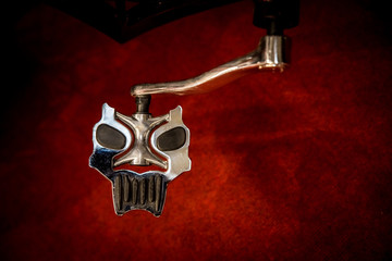 Diabelski pedał motocyklowy © Anna Granat