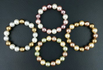 Pearl bracelet shiny for women jewelry