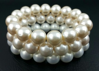 Pearl bracelet shiny for women jewelry