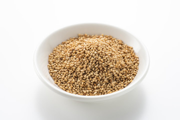 皿に盛った胡麻