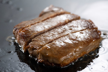 鉄板焼きステーキ カット