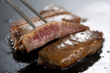 鉄板焼きステーキ カット