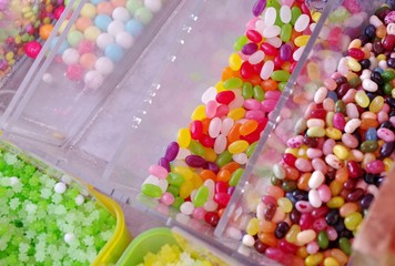 カラフルな日本のお菓子