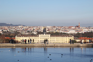 Fototapeta na wymiar Schönbrunn Palace in Vienna, Austria