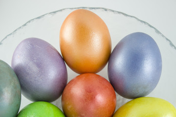 Obraz na płótnie Canvas Dyed Easter eggs. on white background.
