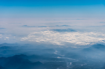 The mountains and the sea of clouds height the sky