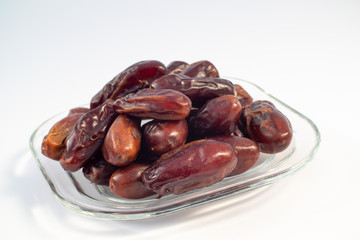 Dates i a Glass Plate