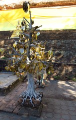 Arbre aux souhaits feuilles dorées 