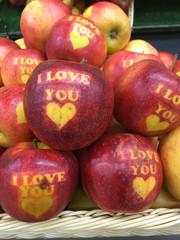 apples with inscriptions 