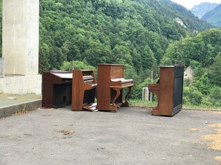 Pianos perdus