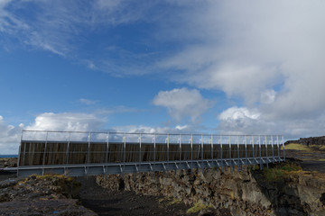 Brücke der Kontinente, Midlina, Island