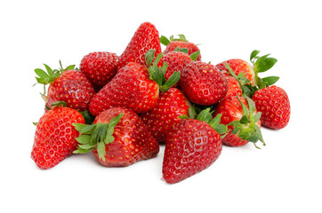 Große Erdbeeren mit Wassertropfen
