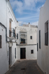 Fototapeta na wymiar calle del municipio de Vejer de la Frontera y uno de los llamados pueblos blancos de Andalucía