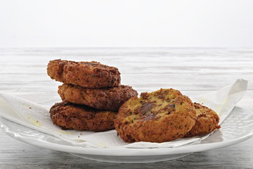 frittelle di cavolfiore con curcuma e prezzemolo altra vista