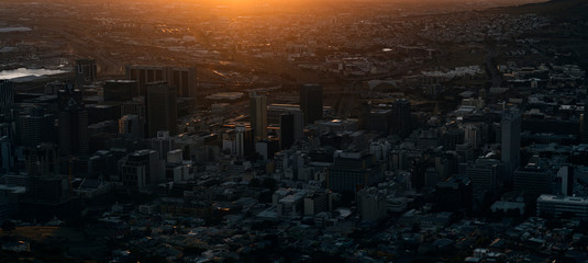 Sonnenuntergang in Kapstadt City 