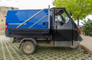 typical vehicle transporter in Italy