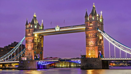 9210_From_morning_to_night_view_of_the_London_Tower_bridge.jpg