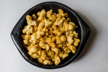 POPCORN WITH CARAMEL