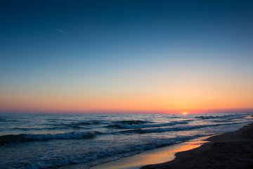 Fototapeta na wymiar Seascape, waves and horizon