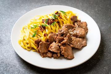 asian stir-fried noodle with pork