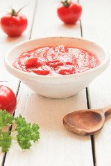 Tomatensauce Sugo Tomatensuppe Schale Tisch