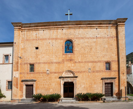 front facade of the church of Santa Maria di Stignano, Eremi (Hermitage) di Stignano. Gargano National Park, Apulia, Italy