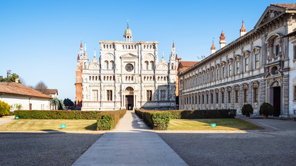 green court and church of Certosa di Pavia