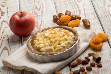 apple cake with dried grape and cinnamon