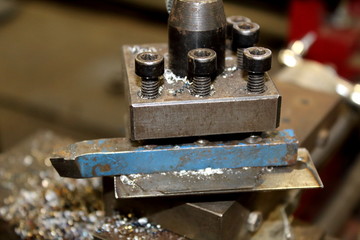 Part of the lathe with the cutter.