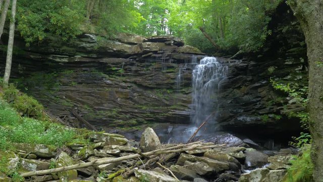 248 West Virginia fall of Hills Creek rocky wall waterfall