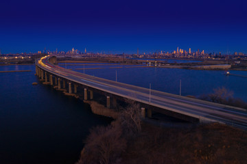 Fototapeta premium NYC Skyline at dusk