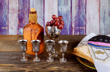 Kosher four glasses wine holiday matzoth celebration matzoh jewish passover bread