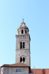 Fototapeta na wymiar ドブロブニク　ドミニコ会修道院の鐘楼　